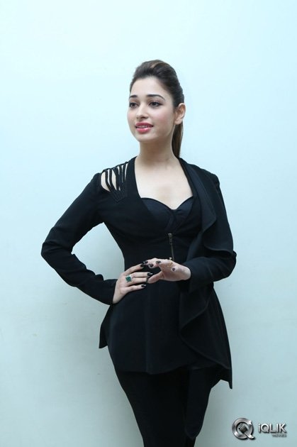Tamannaah-at-Bengal-Tiger-Movie-Audio-Launch